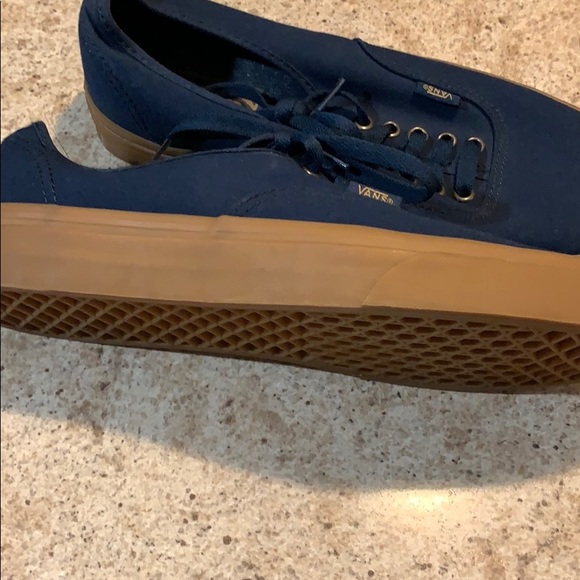 Vans !!!! - Picture 1 of 1
